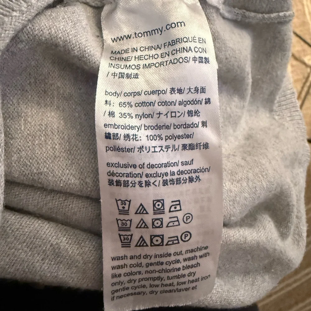 Tommy Hilfiger Light Gray polka Dot V-Neck Sweater